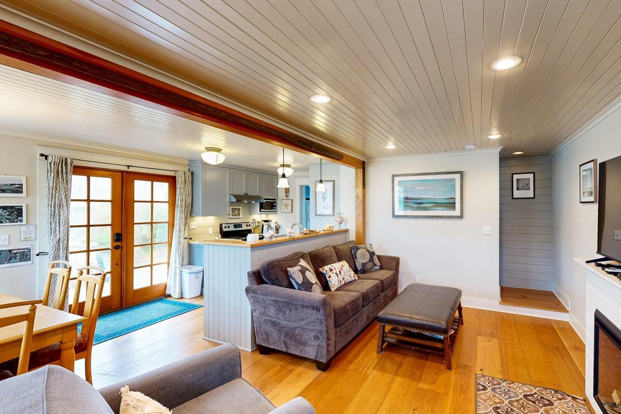 Rockaway Beach Bungalow Exterior photo